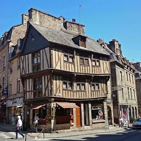 3 Rue Du Marchix *